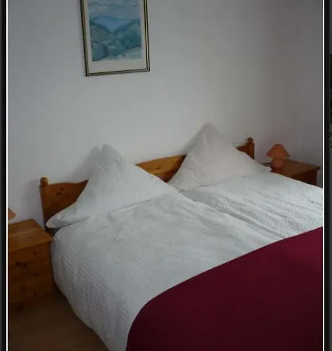 Landgasthof * Grevenstein